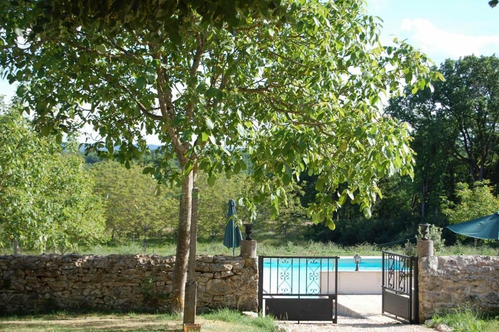 Chambres Et Table D'Hotes La Panacee Cuzance Bagian luar foto